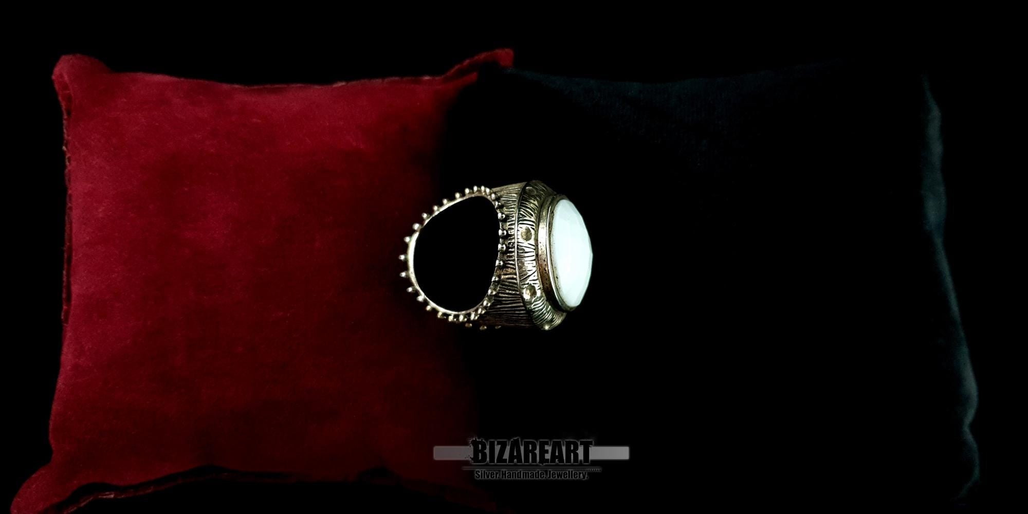 Bague Dôme en Argent Sterling Agate Blanche, Gothique Vintage Statement